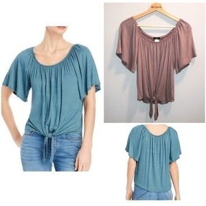 K & C Front Tie On or Off Shoulder Top